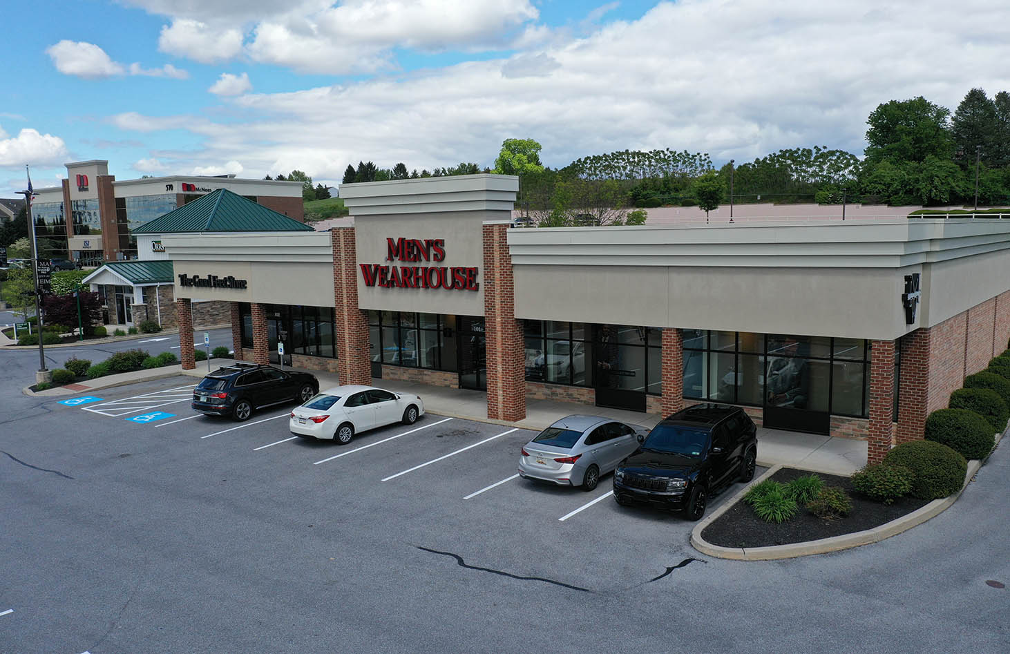 Shoppes on Manheim Pike Paramount Realty
