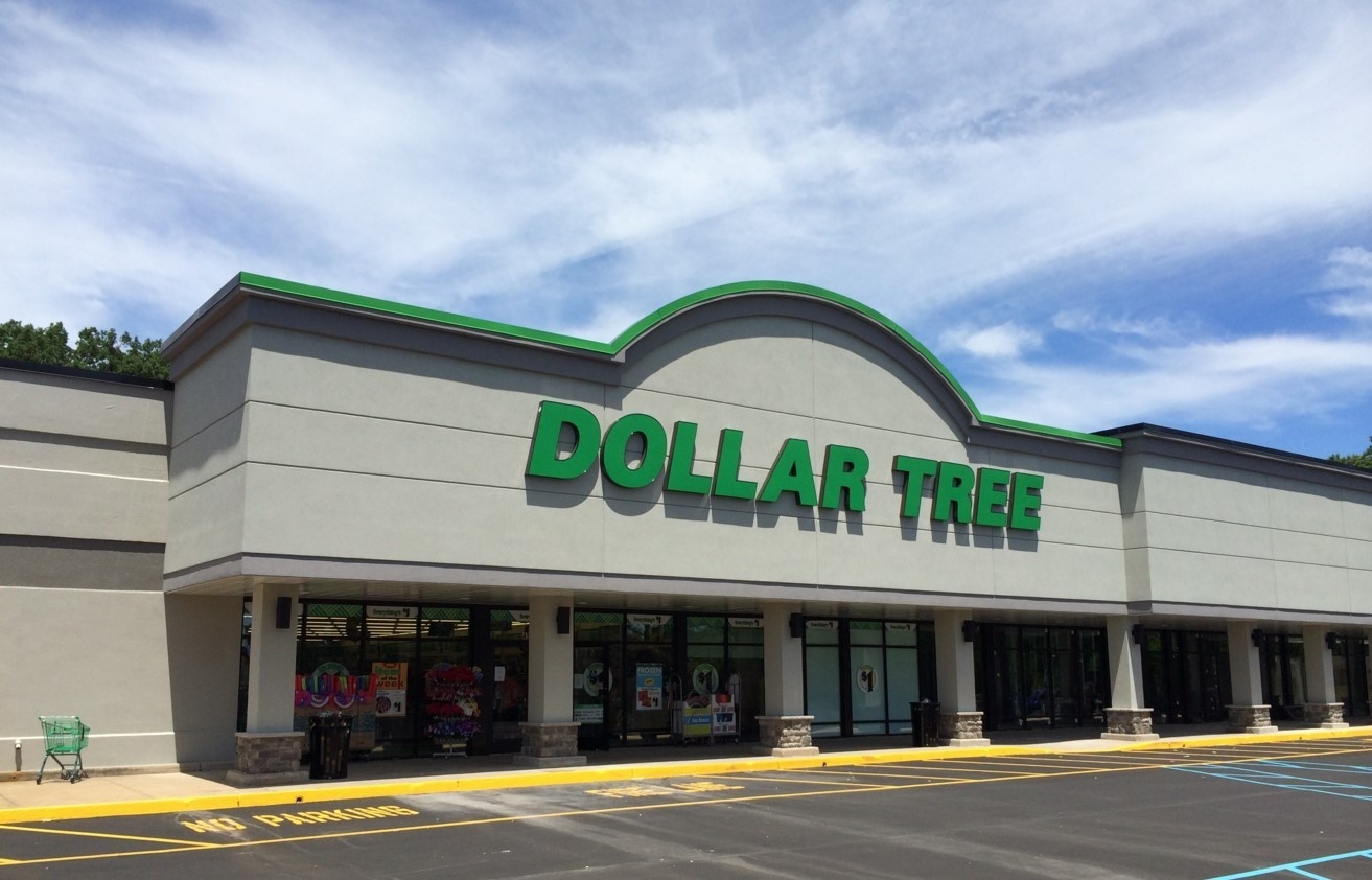 Levittown Retail Center Paramount Realty